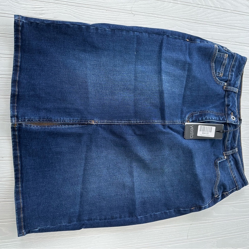 yesta medium wash knee length skirt‎ size 14,22/24